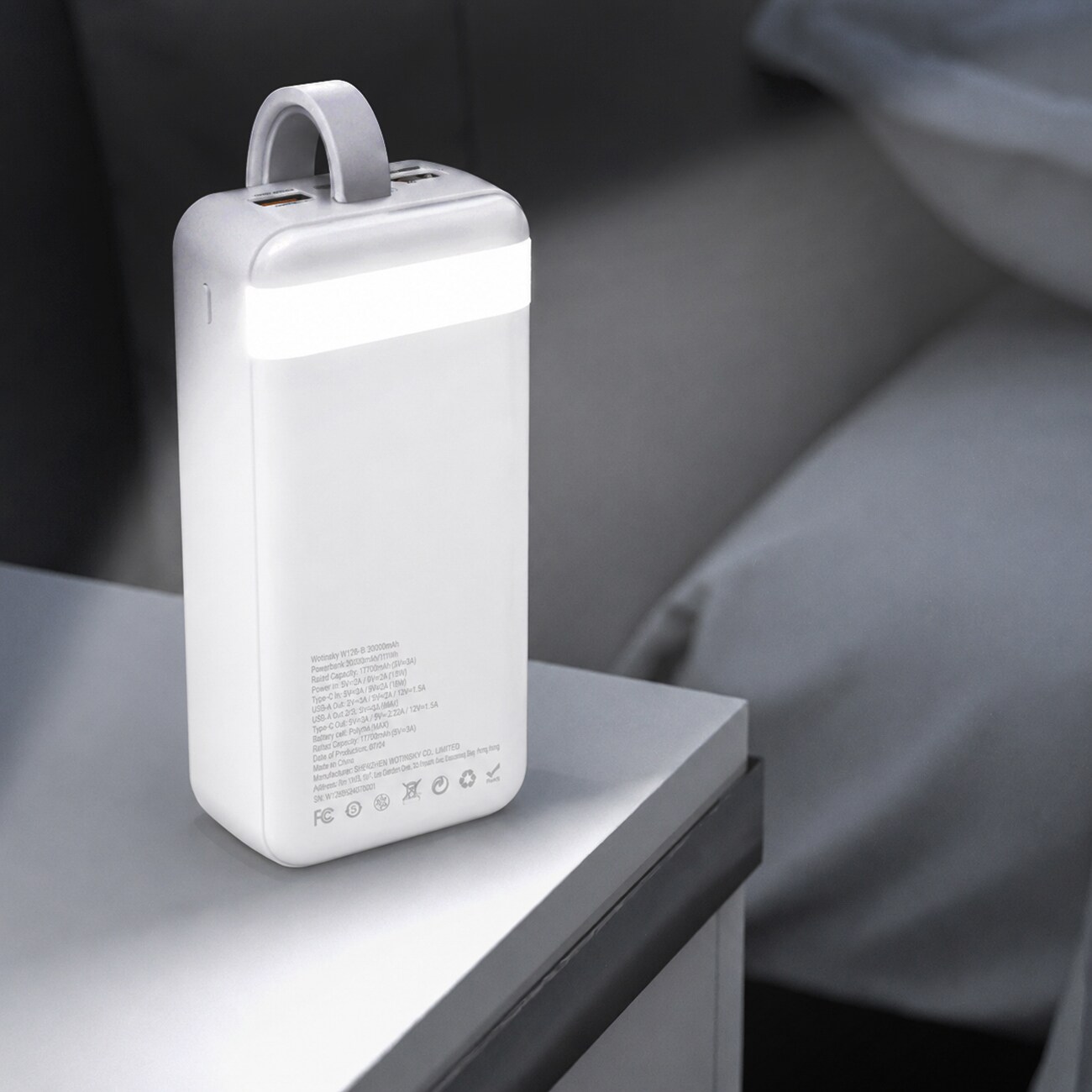 Wozinsky W8-W 30 000 mAh 30 W powerbank med 2 USB-A- och USB-C-portar samt ficklampa – vit, bild 5