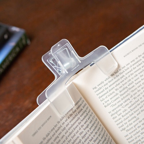 Kikkerland - Flexi Book Clip - 5" x 3" x 2"
