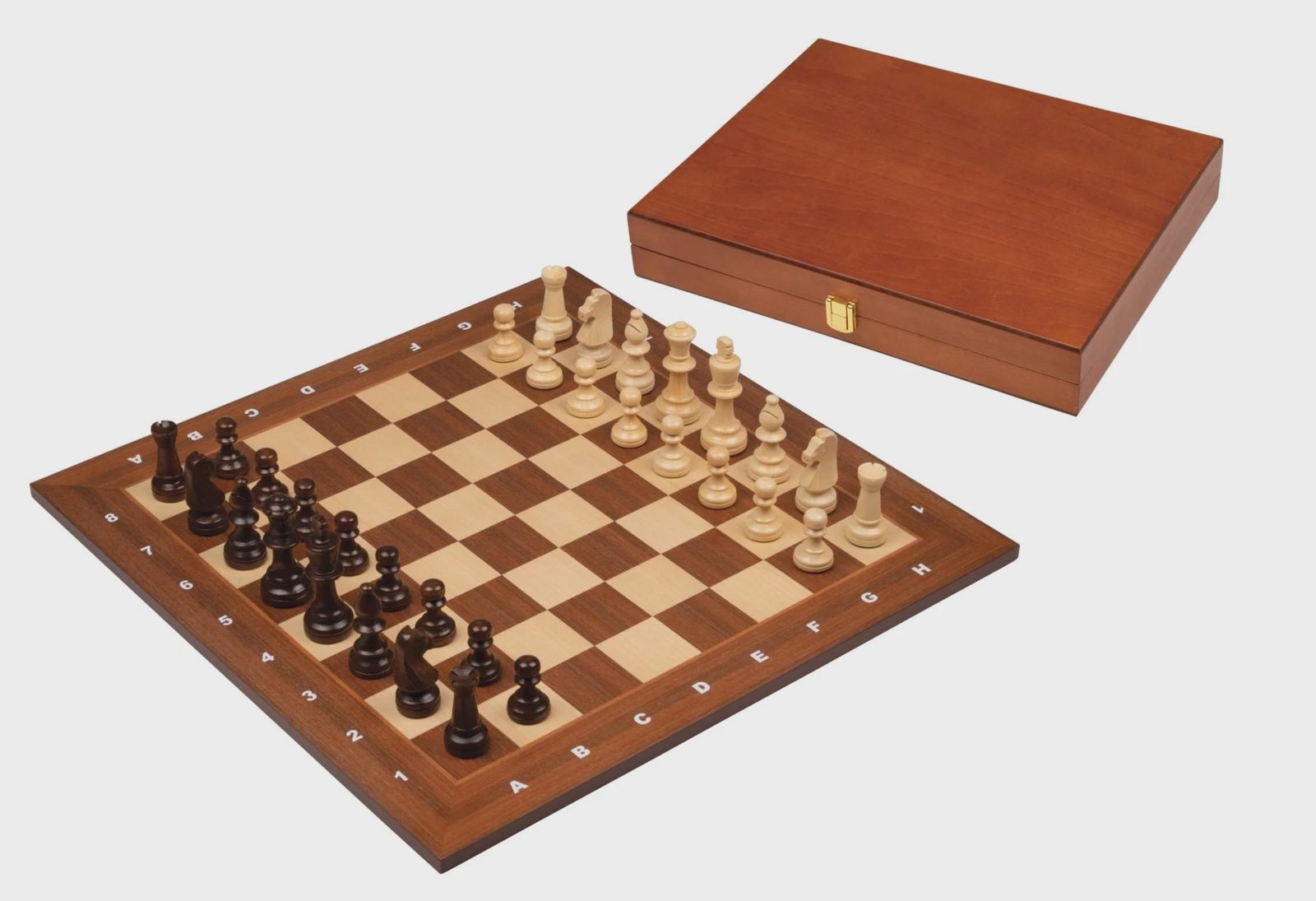 Chess set tournament