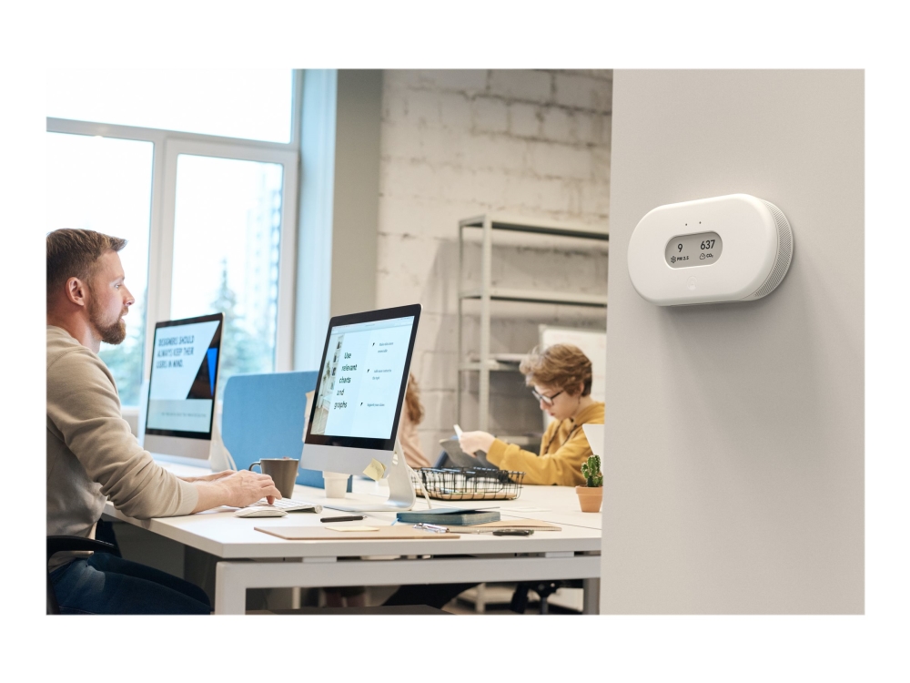 Airthings View Plus luftkvalitetsmätare (vit)