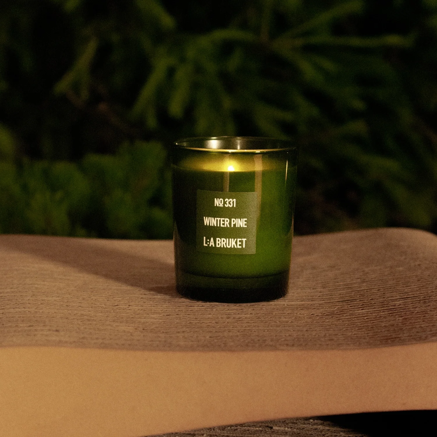 L:A BRUKET Candles 331 Winter Pine 260 g, bild 3