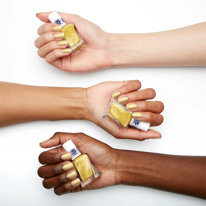 essie gel couture special effect nail polish 565 crushed gold, bild 4
