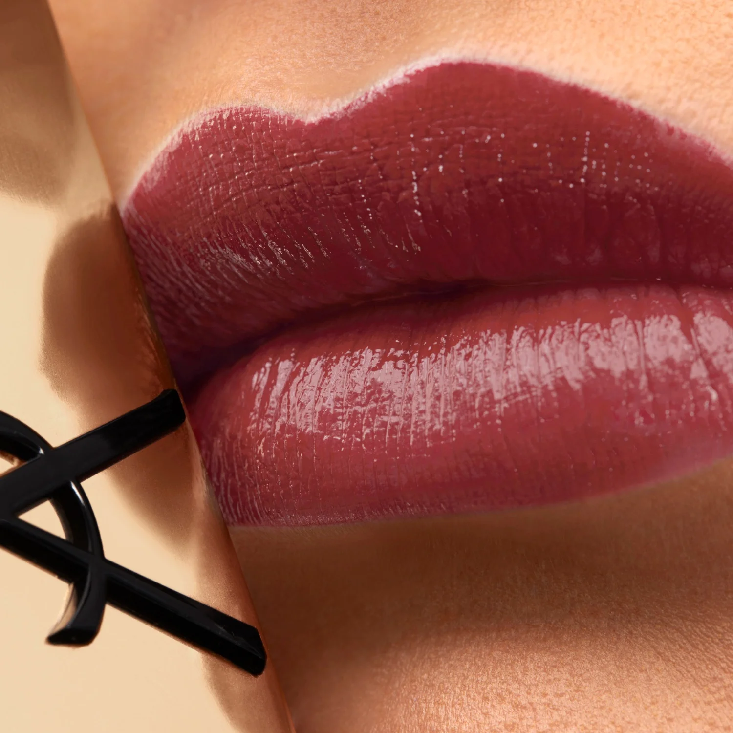 Yves Saint Laurent Rouge Pur Couture Lipstick Bitten Brown O8, bild 3