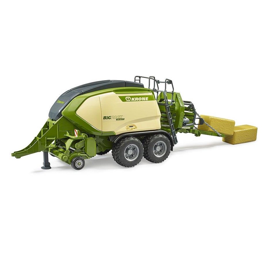 Bruder Krone Big Pack 1290 med 2 fyrkantsbalar hö