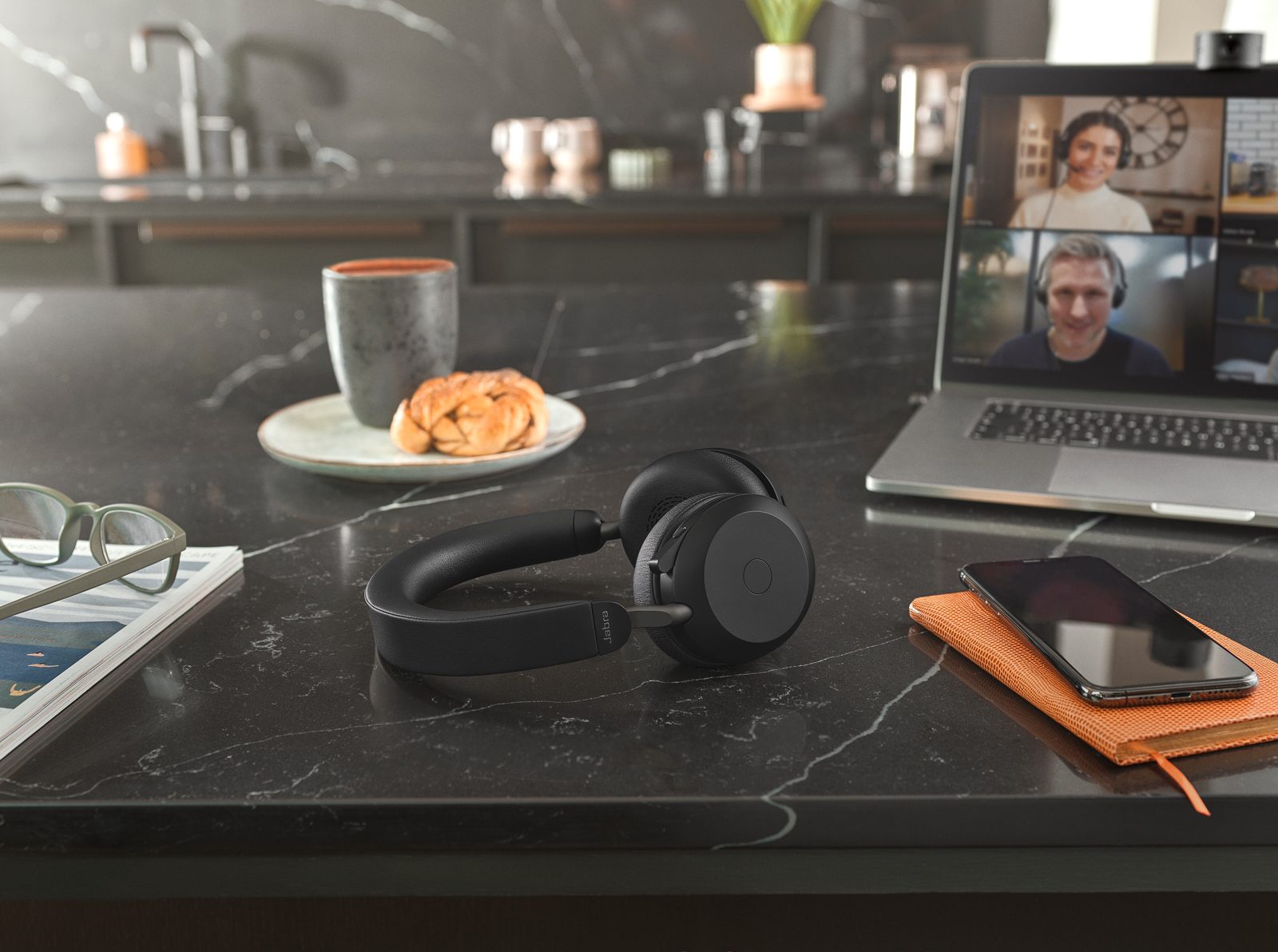 Jabra Evolve2 75 trådlöst headset, svart, bild 4