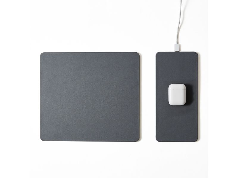POUT Splitted mouse pad with high-speed charging HANDS 3 SPLIT dust, Grå, Monokromatiskt, ABS synthetics, Polyuretan, USB-ström, Halksäkert underlag