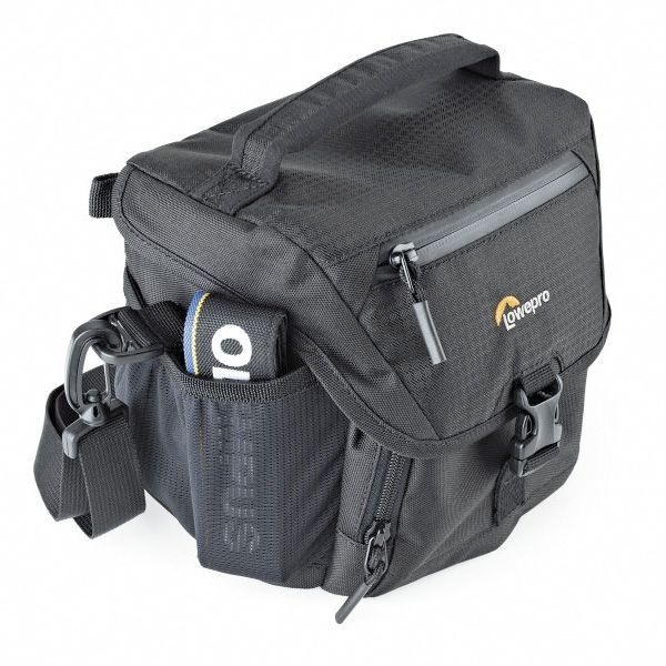 Lowepro Nova 140 AW II -kameraväska, svart