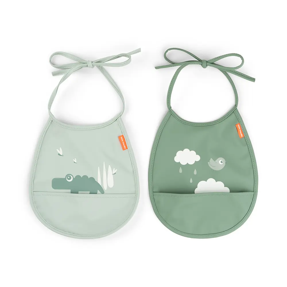 Done by Deer - Tiny pocket bib 2-pack - Croco Green - 20 x 19,5 cm