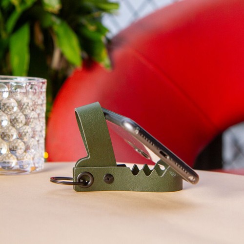 Kikkerland - Gator Phone Stand - 3.5" x 2.75" x 1.5" when open, 3.5" x 1.5" x 1.5" when closed