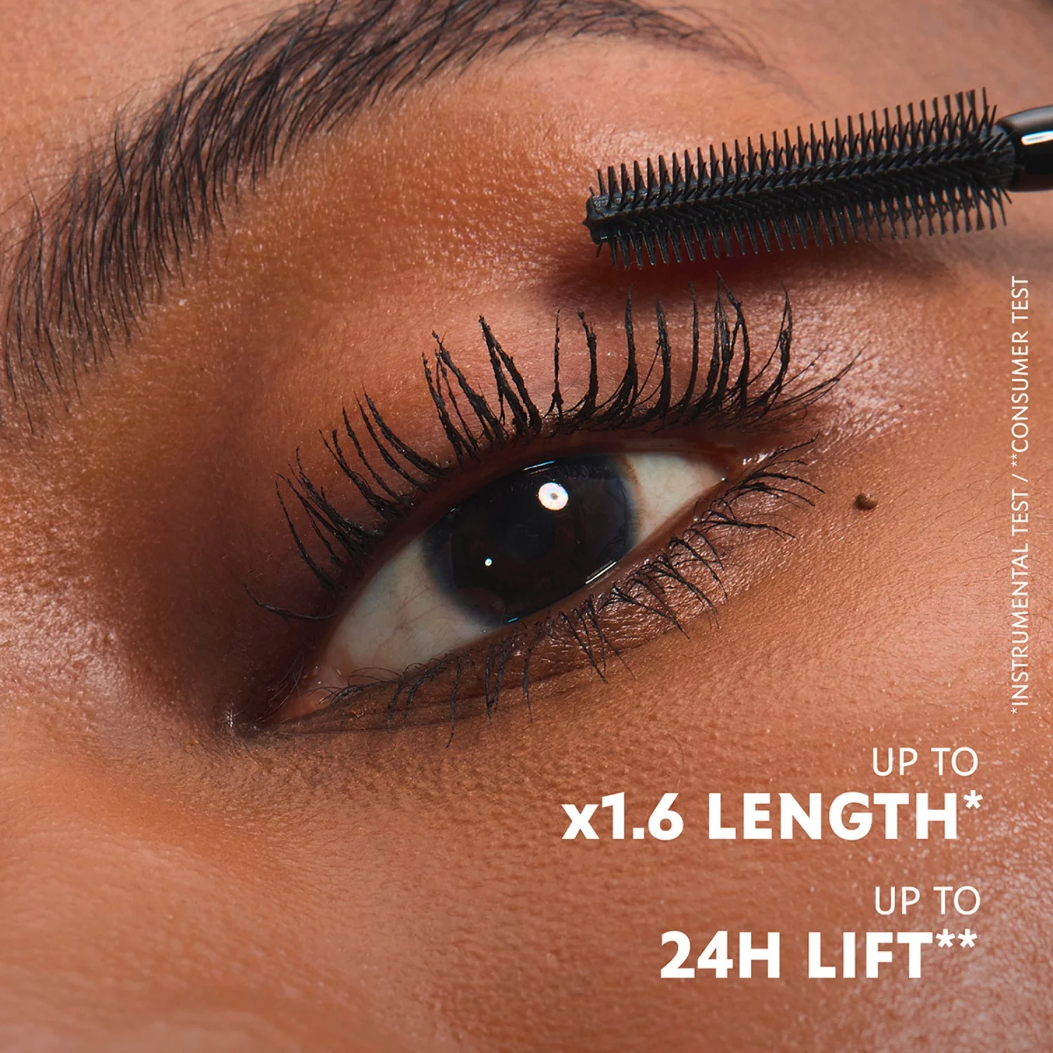 Yves Saint Laurent LASH LATEX Lengthening & Lift Mascara Black 1, bild 2