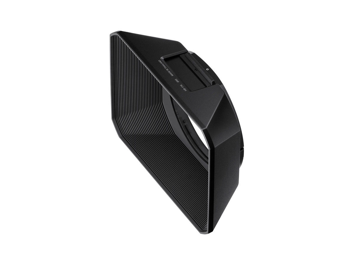 Lens Hood HB-116 for Z 28-135mm f/4 PZ