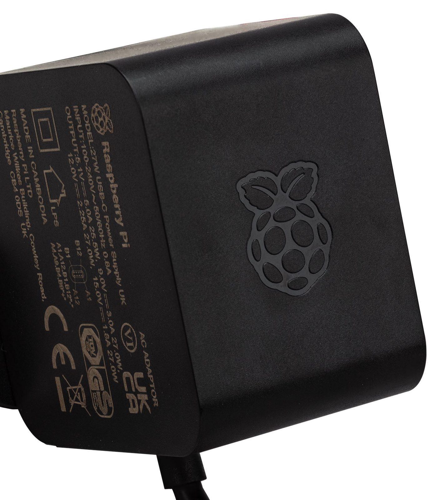Raspberry Pi 5 nätadapter