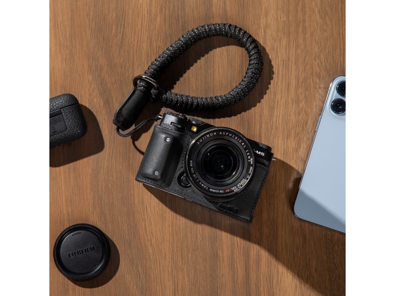 SmallRig 4879 Camera Leather Half Case Kit, black (Fujifilm X-M5)