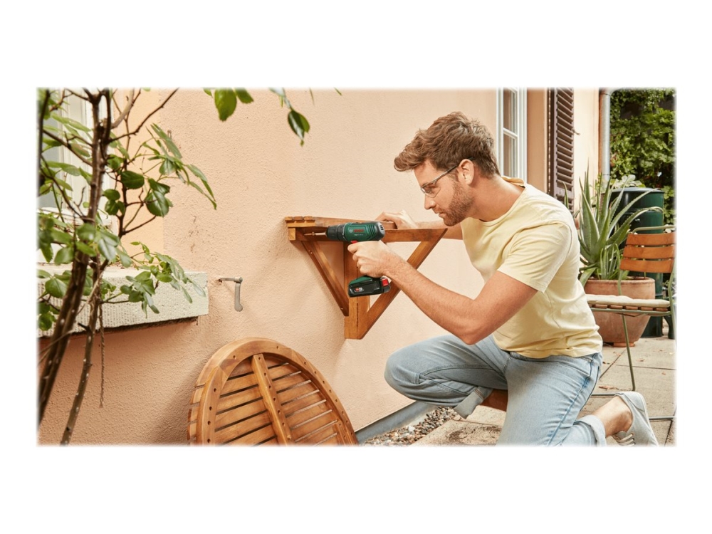 Bosch EasyDrill 18V-40 borrskruvdragare 18 V 40 N·m, 2 x 2,0 Ah